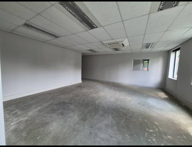 555M² OFFICE TO LET IN SANDTON CENTRAL